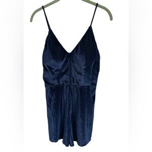 Trac Navy Blue Velvet Spaghetti Strap Romper Sz(Small)